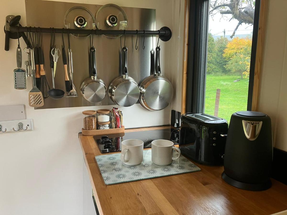 1 Bed Converted Railway Wagon Near Crickhowell Exterior photo